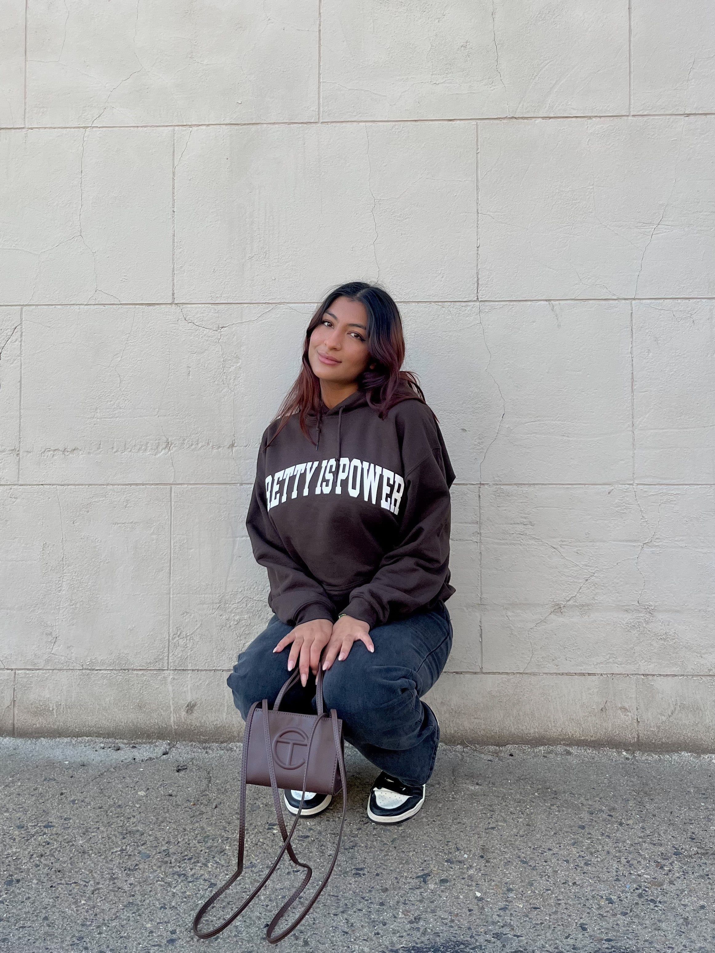 Oversized hoodie online merch